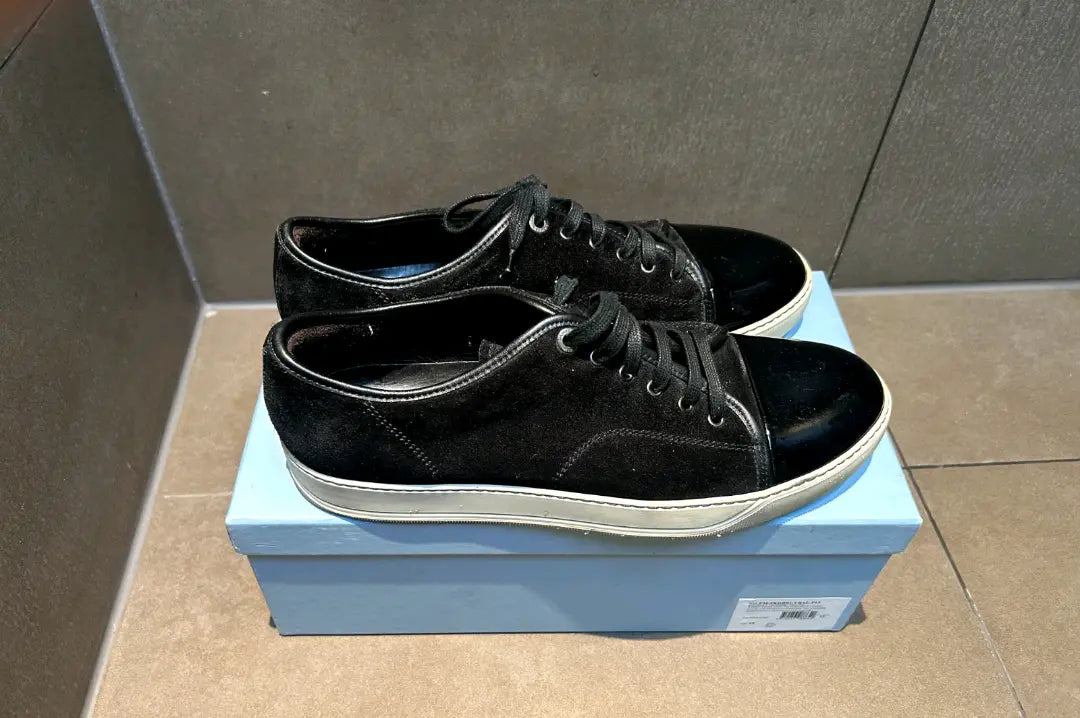 Lanvin / Valentino Order x5 (3 lanvin , 2 Valentino) For Customer Garmentsplace