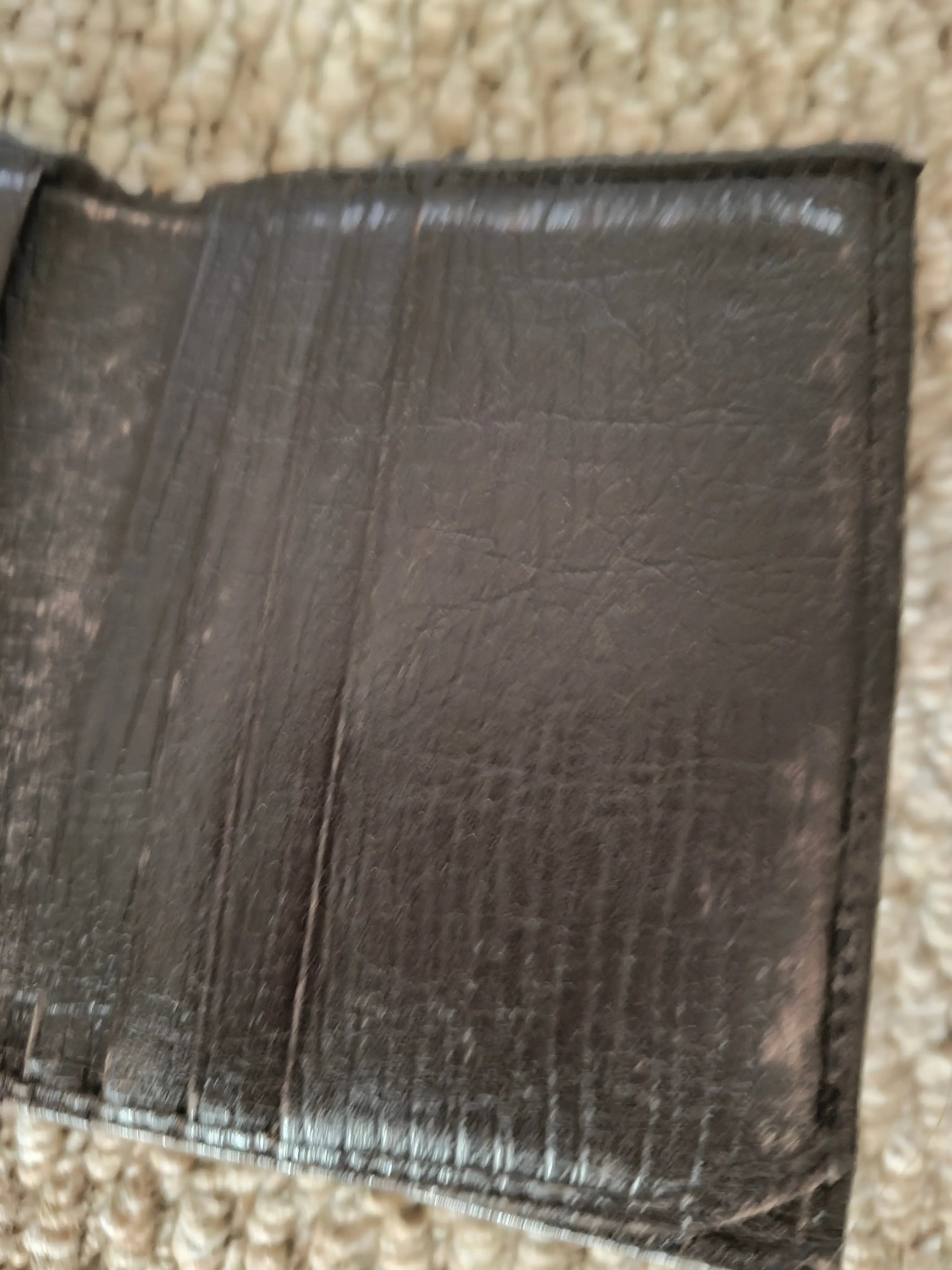 Gucci Vintage GG Monogram Metal Clasp Wallet Garmentsplace