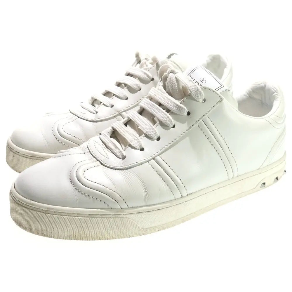 Valentino Garavani FlyCrew Rockstud GRADE B Sole Leather Low-Top Sneakers Women's White QY2S0A0 Garmentsplace