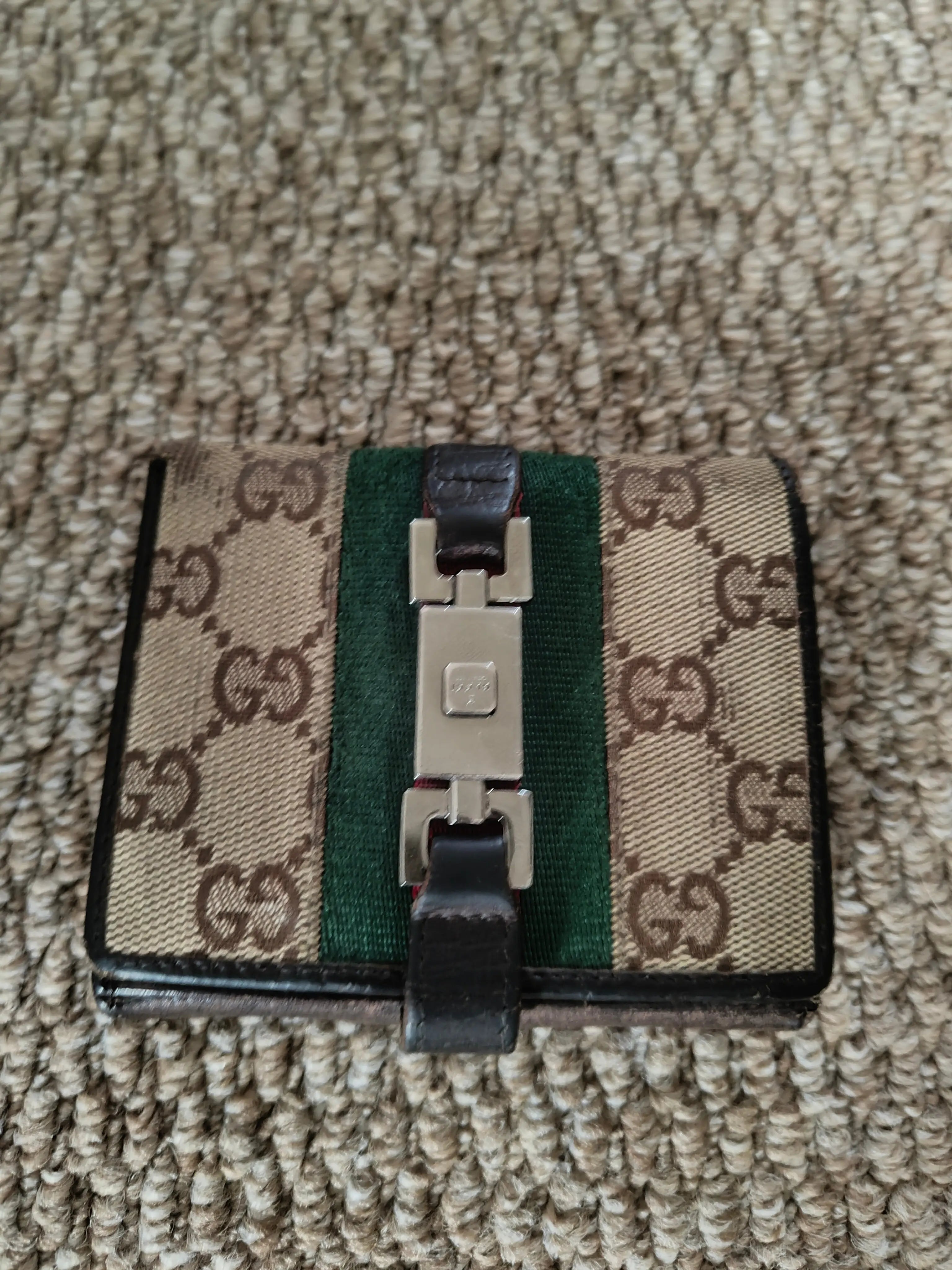 Gucci Vintage GG Monogram Metal Clasp Wallet Garmentsplace